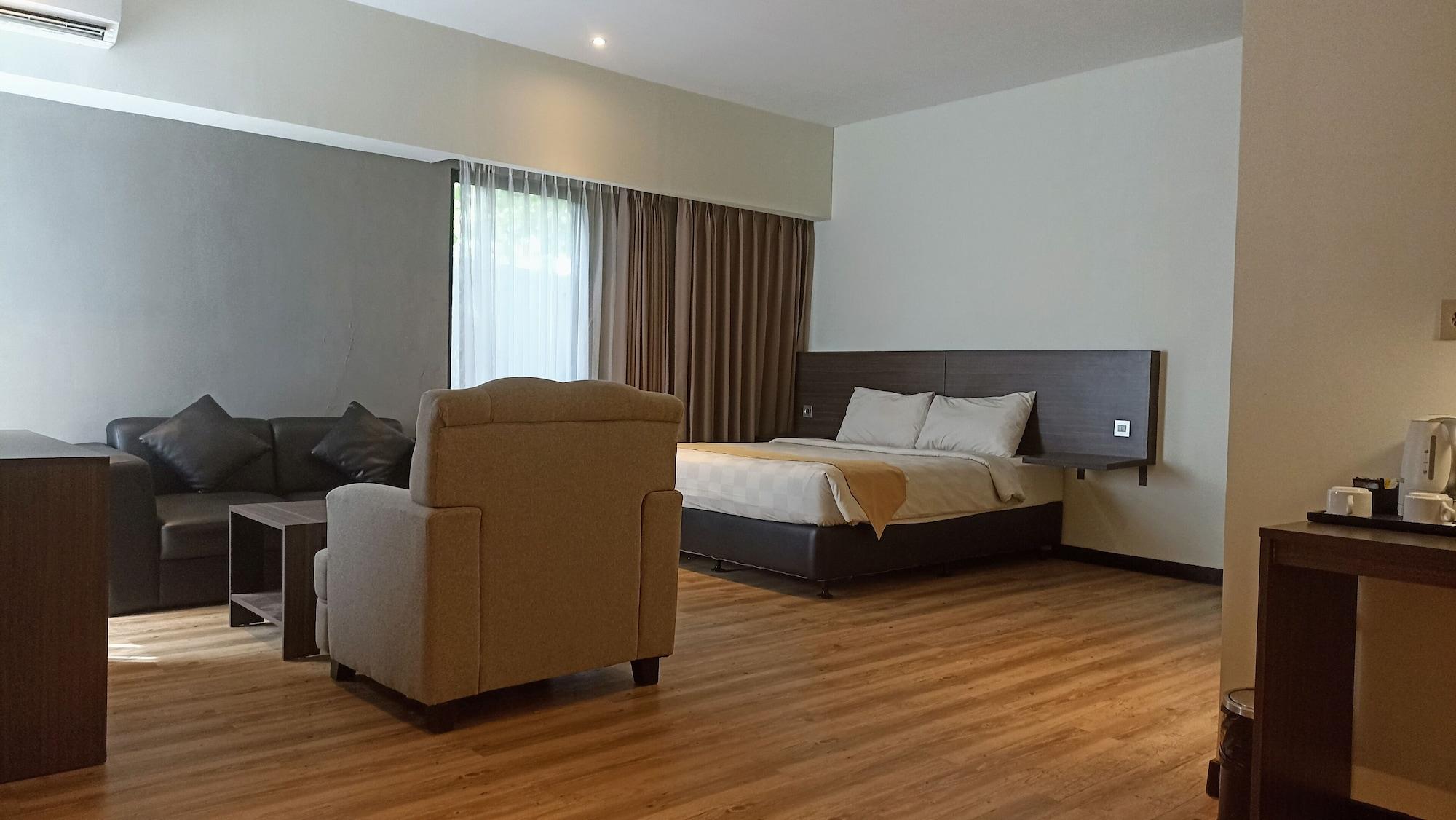 Yunna Hotel Lampung Bandar Lampung Exterior photo