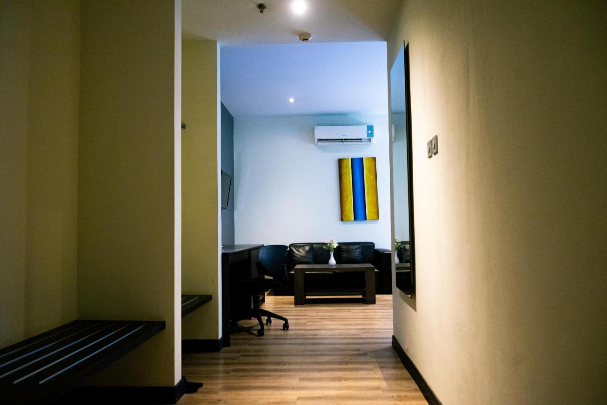 Yunna Hotel Lampung Bandar Lampung Exterior photo